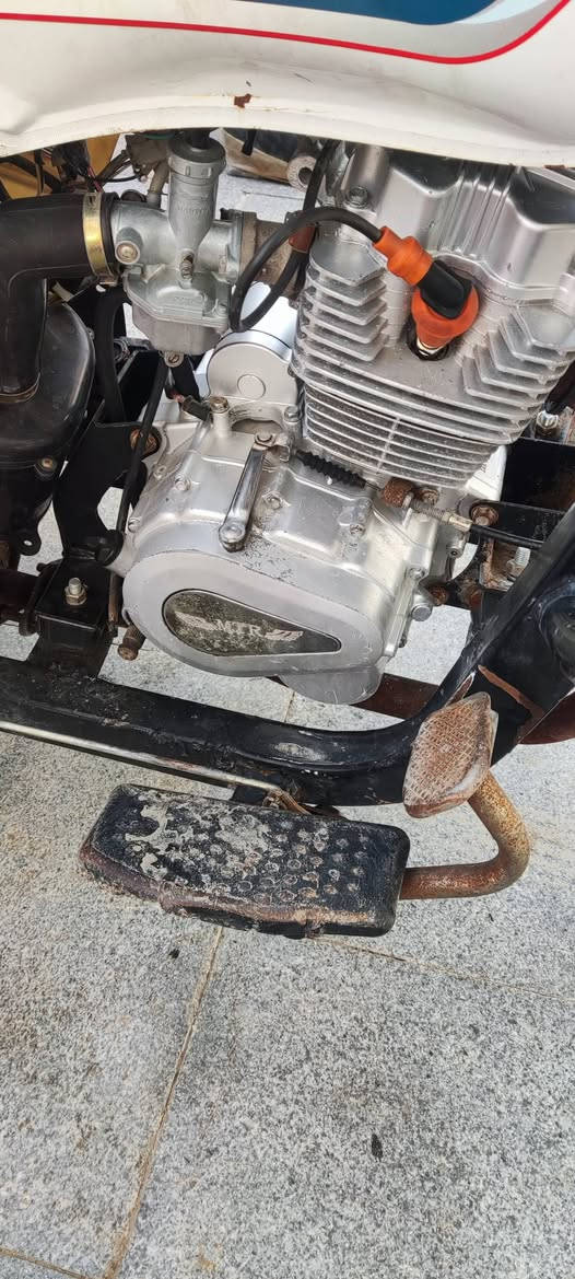 سلام عليكم ستوته
البيع دايون 2015 اوراق ستوته كامله غراض كله جدبد
مكان الجبايش
رقمي ***********
 سعر 1/500
