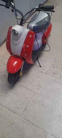 دراجه شحن جديده مامستخدمه ب٣٠٠ بايسكل بناتي ب٥٠ ‏‪07732297013‬‏