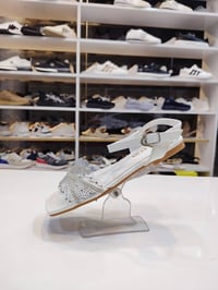 صندل فلات • جديد • ٣٧-٤١