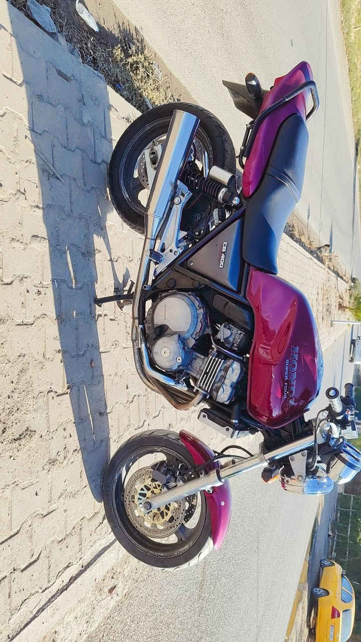 سلام عليكم من رخصت الادمن سيبي فور للبيع دراجه كلها بلادي محرك كير صبغ ب الشرط منفيس موجود صالنصه بلادي كاتم الدراجه رمبه سعر ١٧ ورقه بي مجال قليل *********** العنوان كركوك
