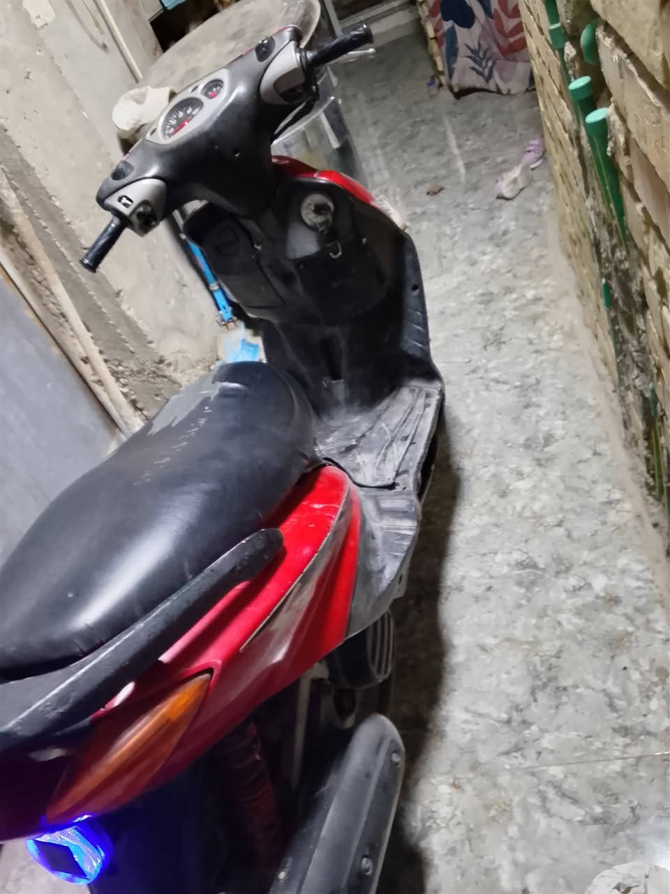 سلام عليكم
سكنس نثيه ياباني الدراجه نكره 
خير من الله كهربائيات كله شغاله 
السعر 500وبيه مجال 
‏‪***********‬‏
