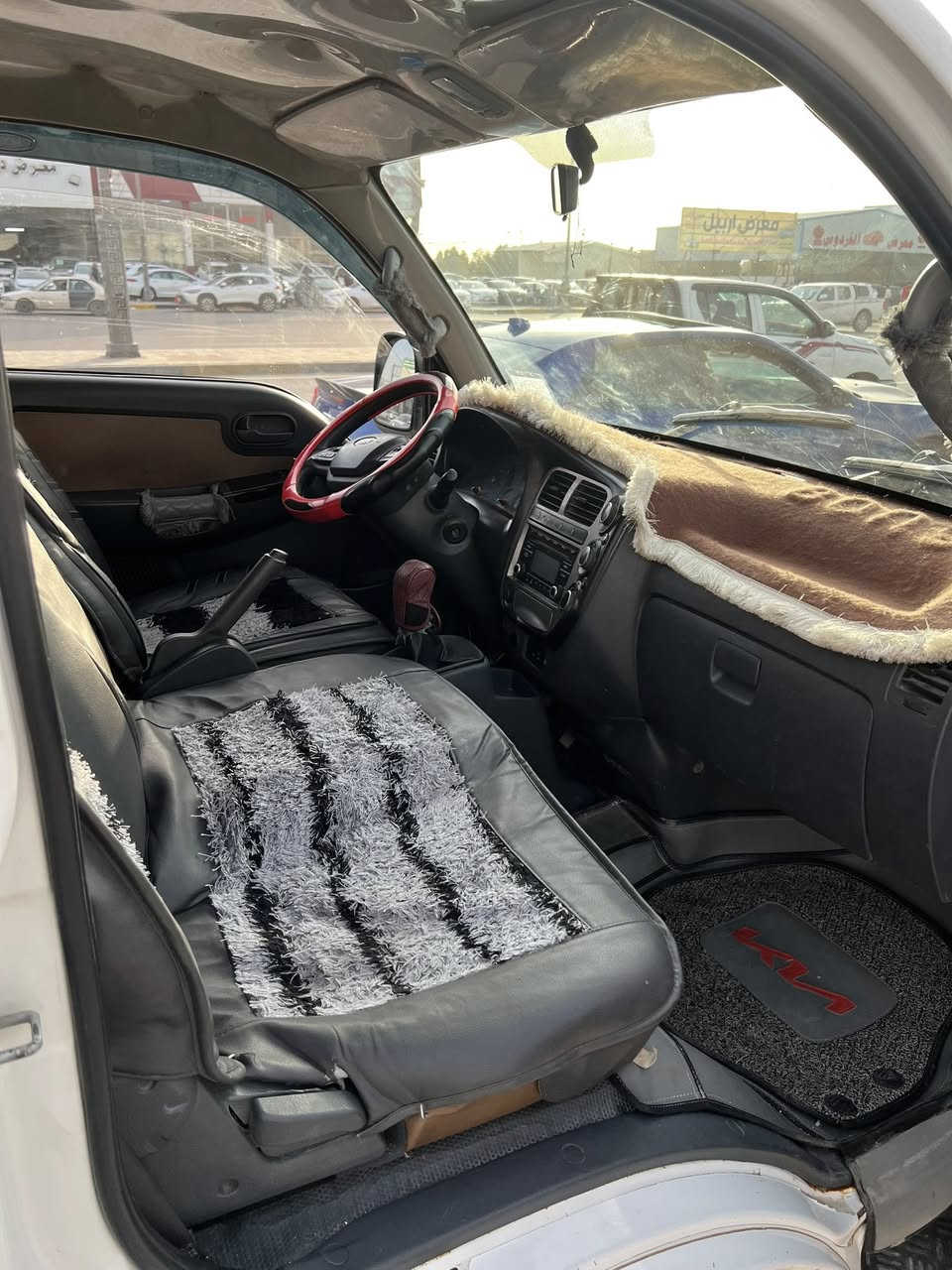 السلام عليكم كيه حمل للبيع
سعر 125 ورقه
سياره بسمي تحويل ثاني يوم
محرك جديد تخم تاير جديد
سنويه ورقم جديد 
مسكر مكيه محور سبلايم
الرقم الهاتف ***********
ما متواجد ع فيس واتساب او شريحه
