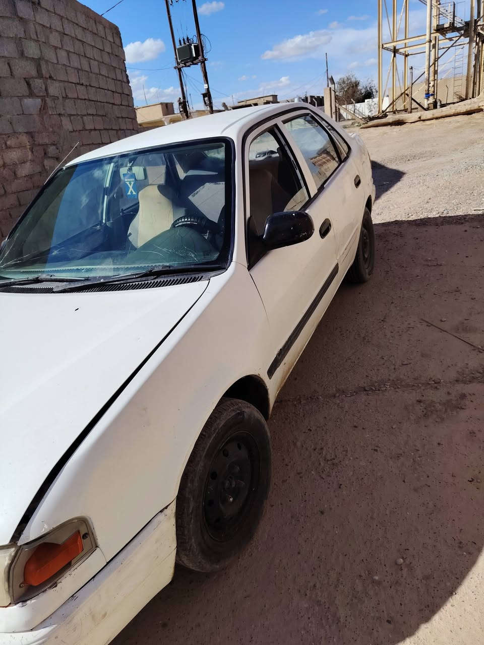 السلام عليكم كورلا ٩٢ منفيس گير محرك شرط تدفئى كهربائيات شغالة  السعر  14 او بيها مجال الاتصال ***********
