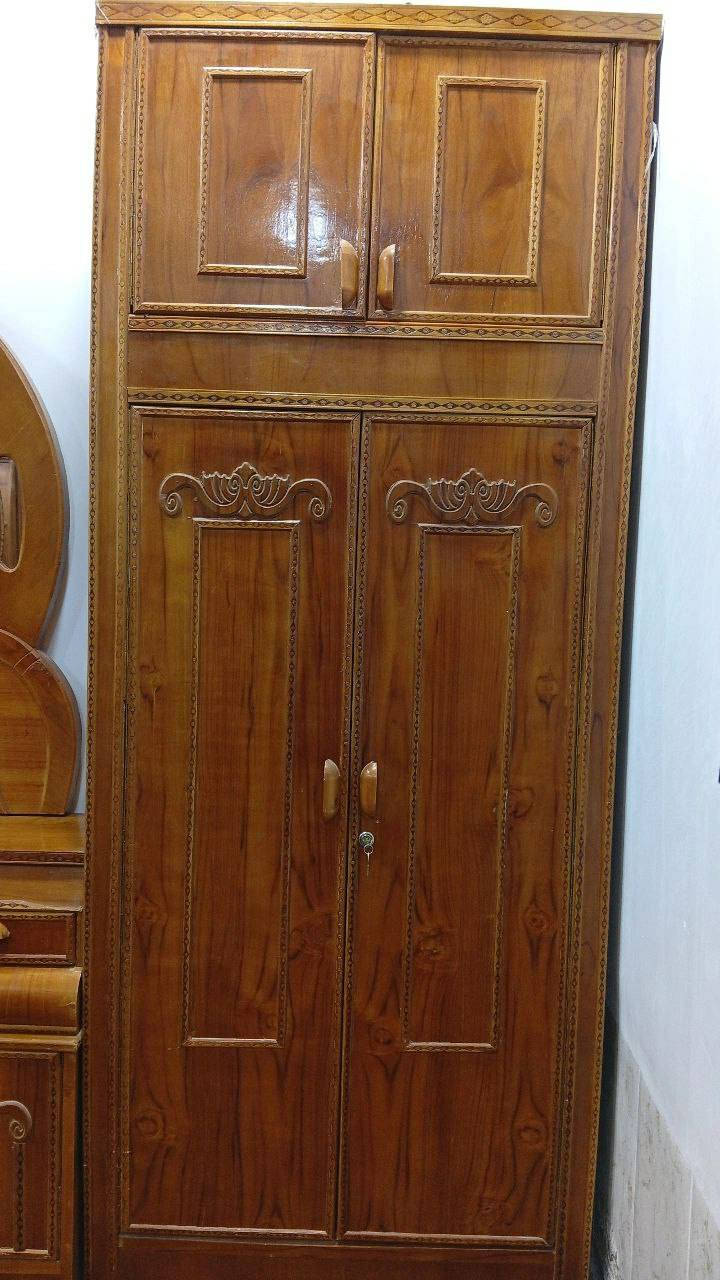 غرفه نوم للبيع نضيفه سعرهه ٩٠٠  
*********** الحسينية
