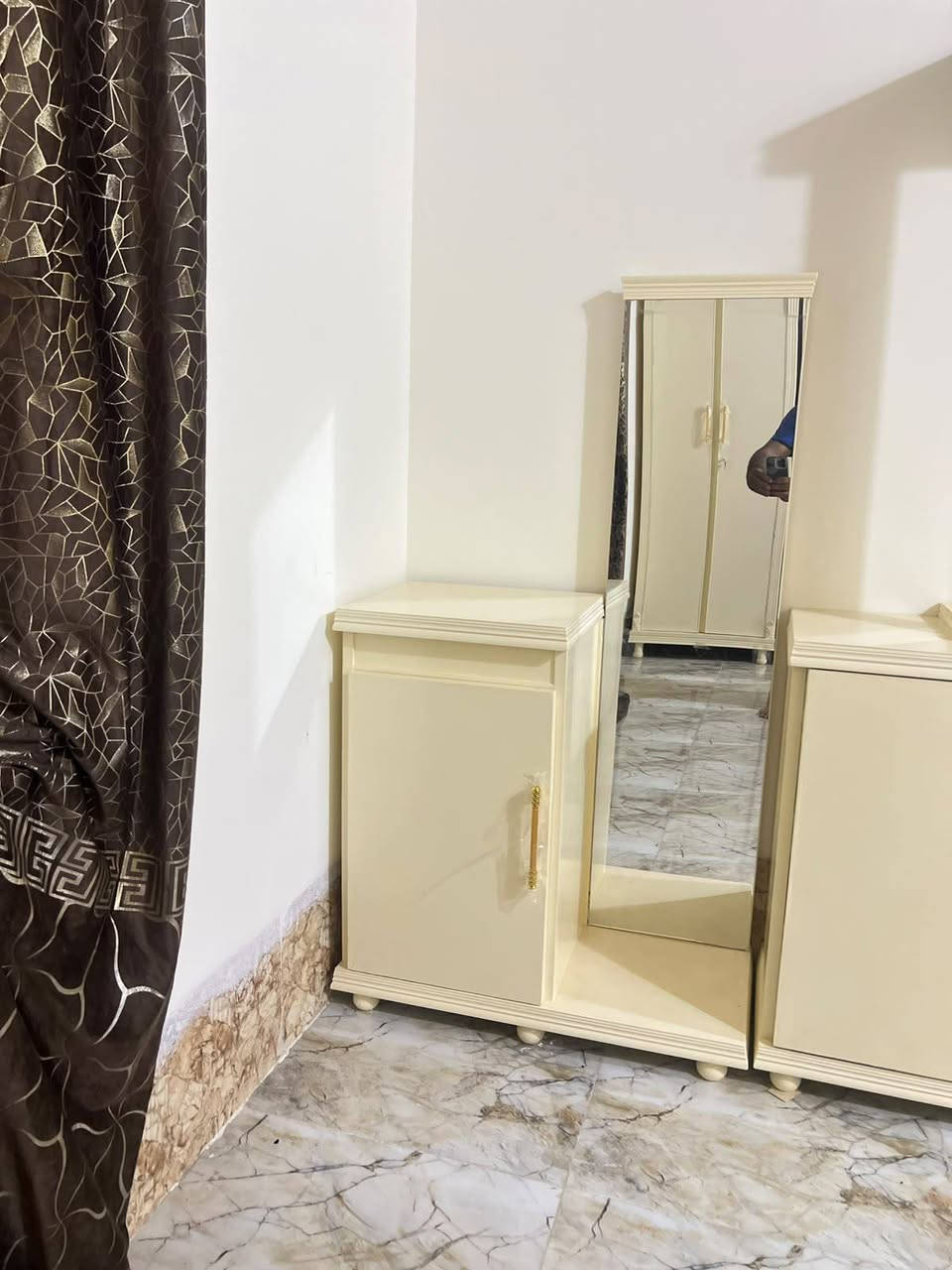 معمل نجاره عمر الجليل الفرع لأول شارع الطبيب الفرع الثاني السده قرب مشروع العملاق فصال حسب الطلب *********** وتساب*********** السعر خاص ولا تنسون المواعيد الدقيقه ولعمل في اتقان وفي ايدينه
او حياكم الله
معمل نجاره عمر الجليل الفرع لأول شارع الطبيب الفرع الثاني السده قرب مشروع العملاق فصال حسب الطلب *********** وتساب*********** السعر خاص ولا تنسون المواعيد الدقيقه ولعمل في اتقان وفي ايدينه
