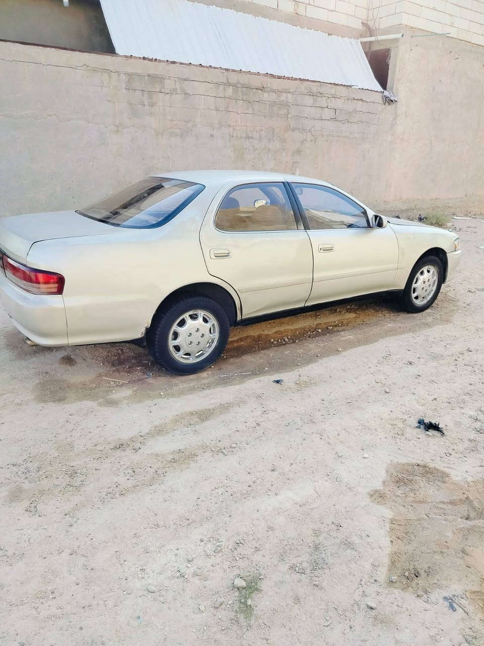 سلام عليكم (كرسته مكفولة من الكصه ونغل جثة وضربه قويه مكينه وكير وحدادي وتايرات جدد تحويل مباشر سنويه رقم كربلاء (موديل 1993) العنوان النجف ناحيته الحيدرية( سعر ب48وبي مجال).  (
***********)

