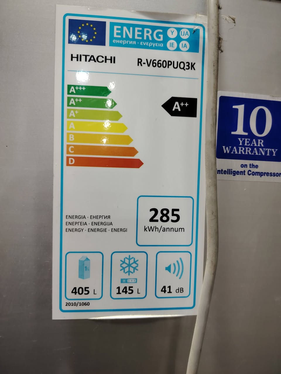 سلام عليكم
ثلاجه للبيع كبيره
هيتاشي نقصه فقط اللكلوب الداخلي واعتقد لازم يتبدل الاستيك
قيم واخذ باليرضي بي الله
***********
