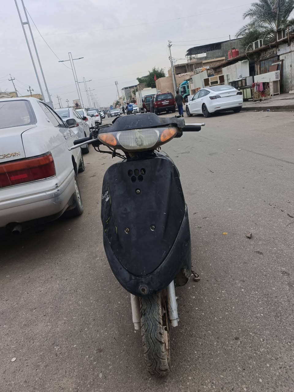 دراجة خمس زروف 60
الدراجة شغلة بس عوزة اكسل 
السعر 125 وبي مجال
المكان بصرة
الرقم ***********
