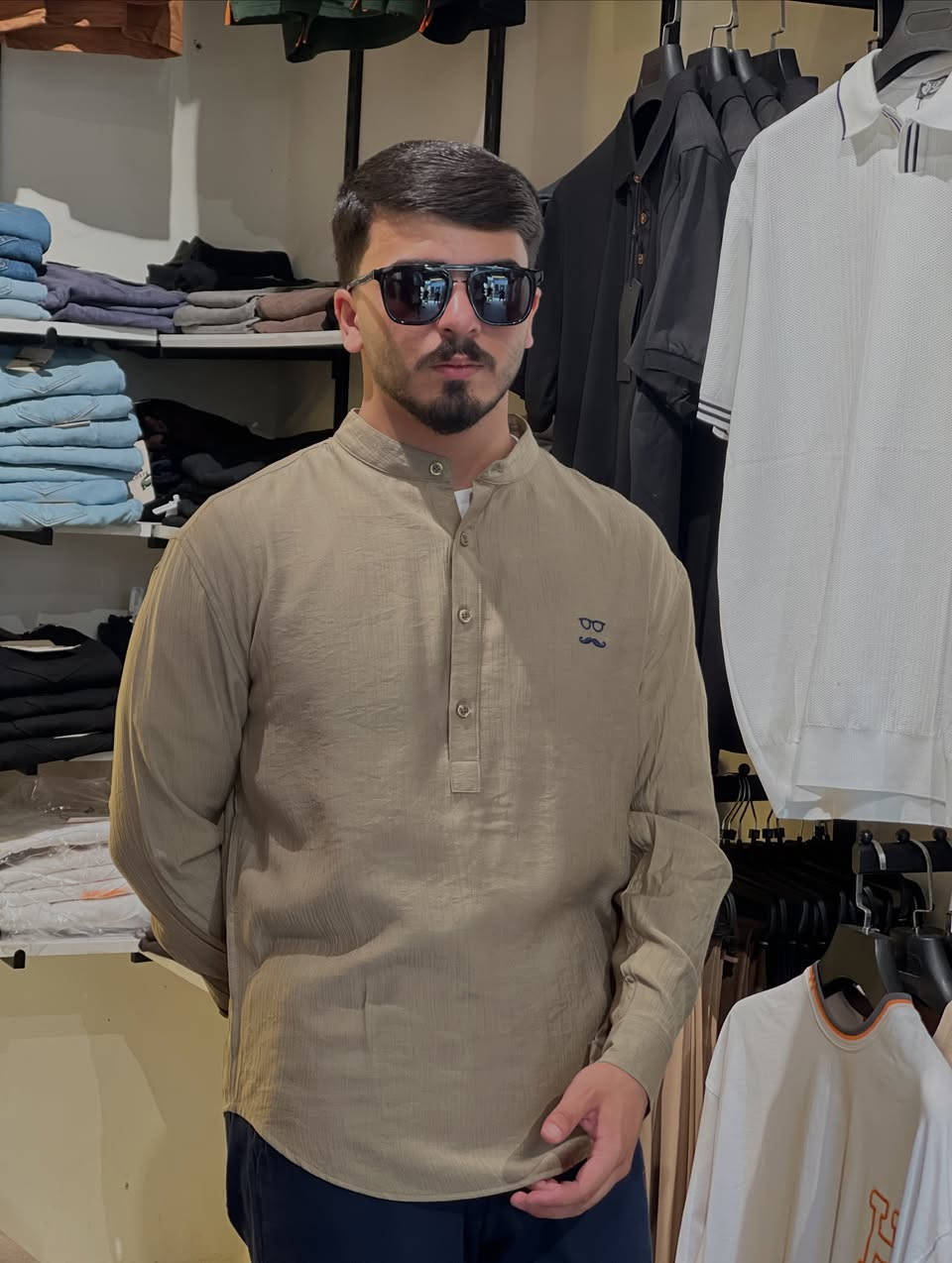 قميص مغربي🤍
قماش كلينس
جميع قياسات 
s-2xl
يجوجد توصيل الجميع محافظات العراق
عنوان داخل سوق مجاور عبود قصاب


**إذا كنت صاحب هذا الإعلان وتريد حذفه لأي سبب، رجاءا أرسل رسالة إلى الدعم الفني**