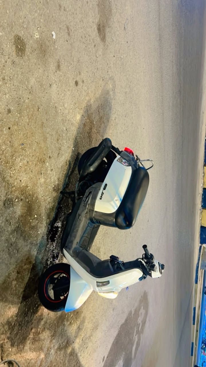 سلام عليكم """"للبيع 
 """"للبيع 
دراجه وكيل بوليس مستخدمه فقد 20يوم برغي مامفتوح بيه تجي وتفحص تجي وتشوف بعيونك السعر خاص 
📞 ***********
عنواني كربلاء
