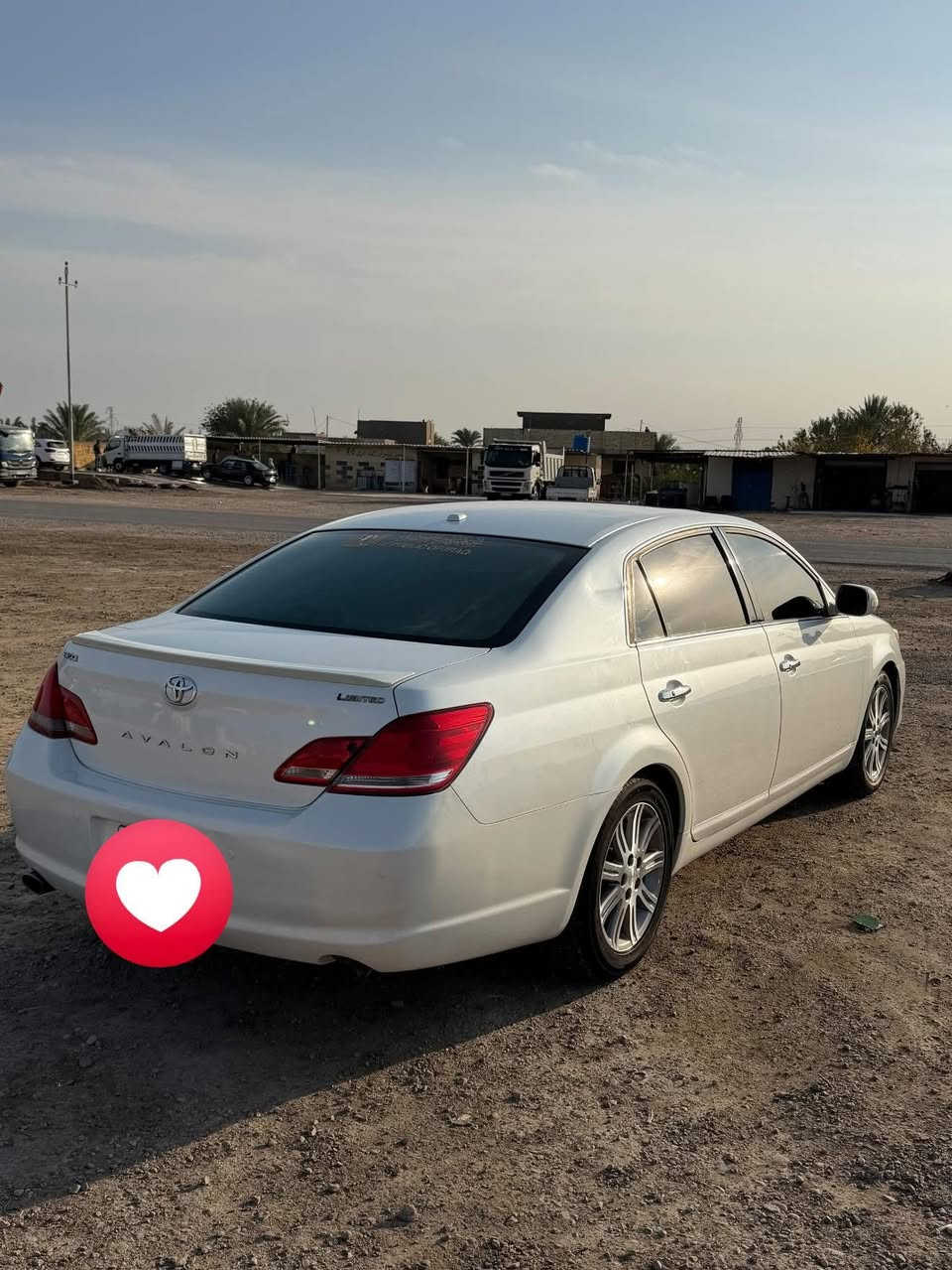 السلام عليكم 
افلون 2010 خليجي 
لمتد فول مواصفات 
6 بصمات و اشارة مري فطيميه
بيها صبغ قطعة وحدة  الجاملغ الايسر الخلفي
و غرفة جديدة مدوشمة جلد ياباني اصلي 
تخم تاير جديد 
حدادية جديدة كاملة
گير و مكينه خير من الله
تبريد ثلج 
شادلها شاشة كار بلي اصلية 
ما ناقصة برغي 
السيارة حلوة و نظيفة مال جناي 
السيارة على ايدي و كلش مداريها
السعر 158 و بيها مجال
***********
***********
مكاني واسط و بغداد
