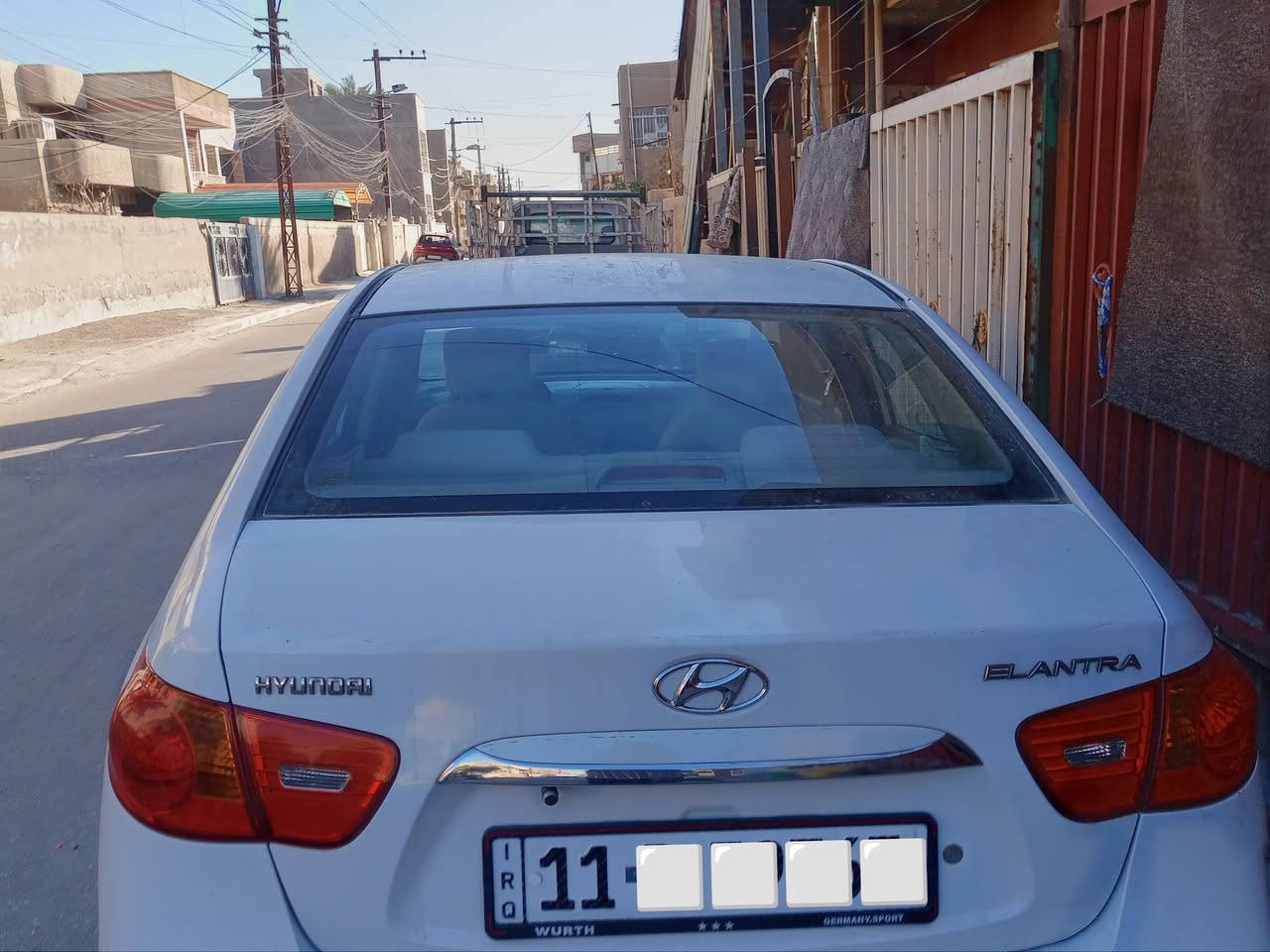 السلام عليكم
النترا 2011 لون أبيض المقدس فول مواصفات 
رقم بغداد خليجي ماشيه 94 الف 
السعر 125$ 
للاستفسار ***********  واتساب اتصال
