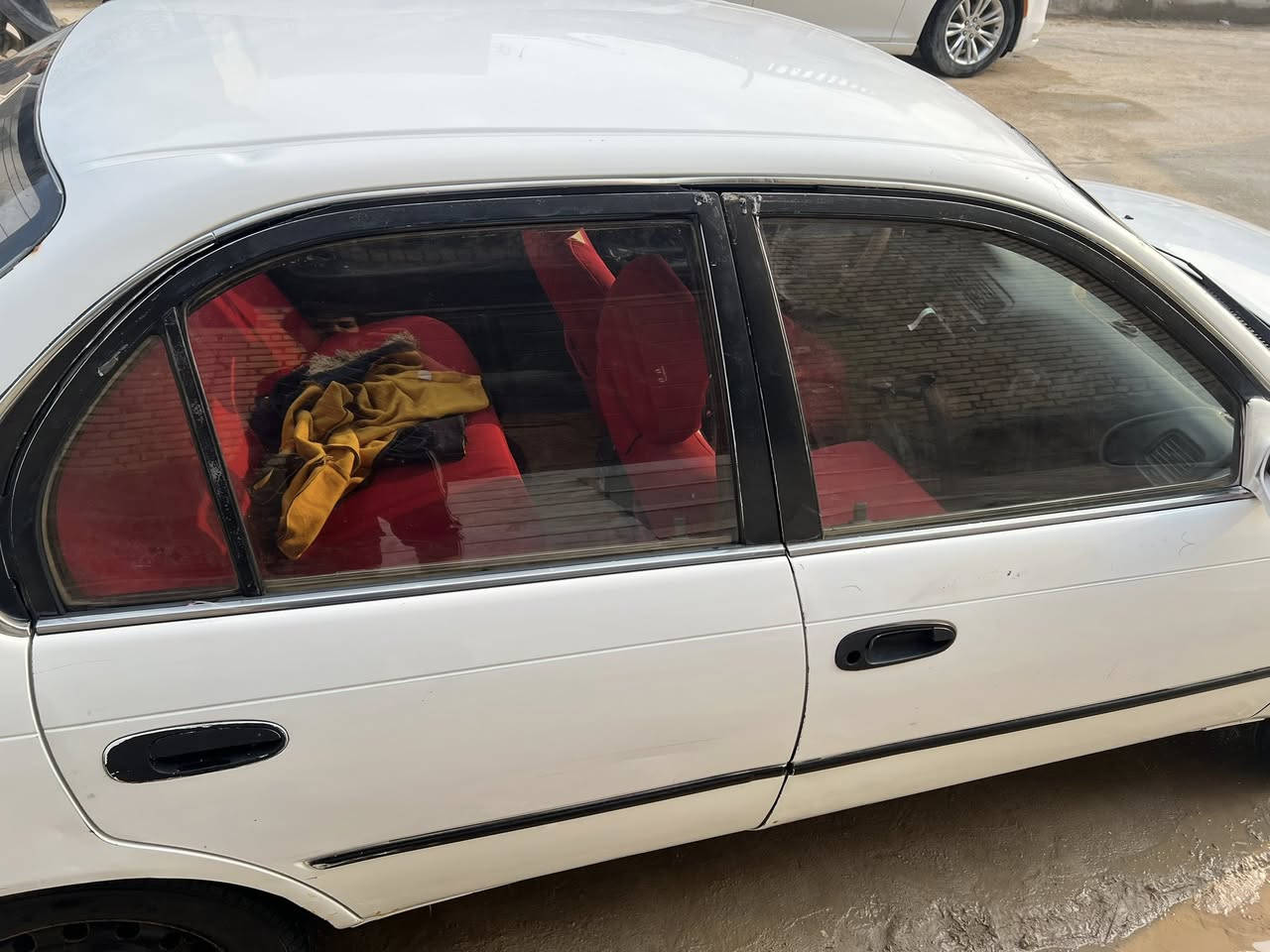 كورلا لبيع مديل ٩٣ مكفوله من ضربه كير محرك جدد
مصبوغه حزام فقط بسمي سنويه ل٣٠  سياره جاهزه بس حداديه فقط عوزه مكاني ناصريه سوك الشيوخ 
 السعر ٥٢ رقمي***********
