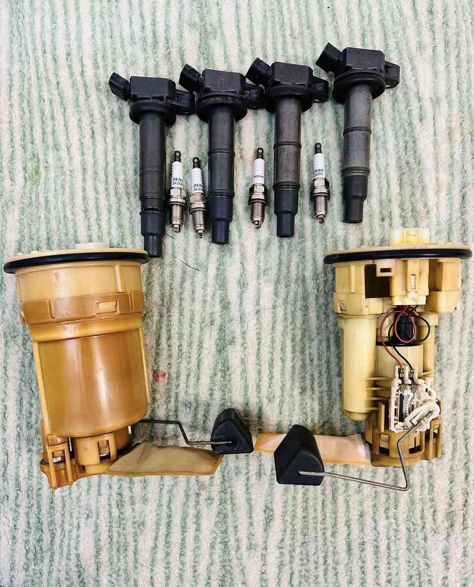 للبيع غراض كامري يرهم من موديل ٢٠٠٧ الئ ٢٠١١  تخم مجاول مع بلكات قواعد فيتبم عدد ٢ كاملات عنوان بغداد الكرخ *********** وتساب
