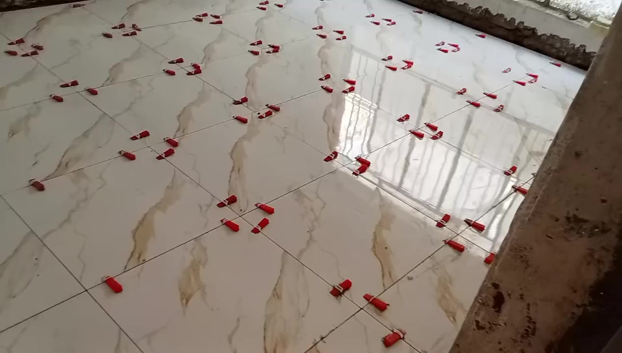 السلام عليكم كادر عمل في بابل كافت اعمال البناء تطبيك فرشي تطبيك ارضيات تطبيك سراميك جدران ترميم كرسته وعمل كافت العمال أسعار مناسبه *********** ***********4
