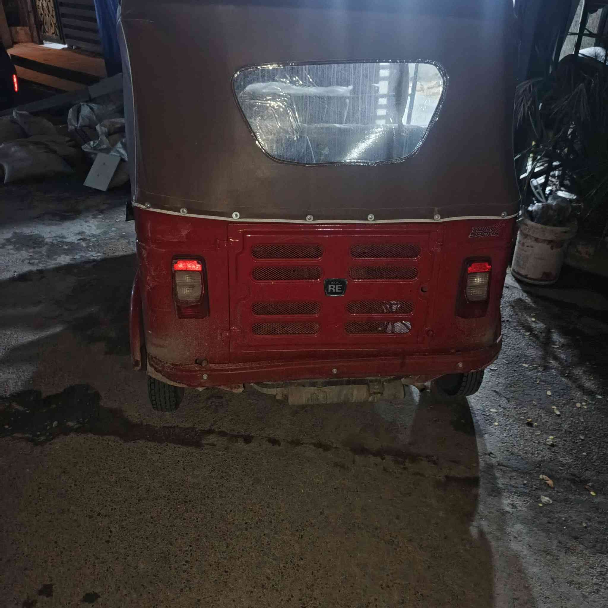 سلام عليكم تكتك البيع مديل ٢٠٢٠ تكتك عوزه ترتيب  كربايت شغاله مكينه بيح حلو السعر ٤٧٠ بيه مجال ***********
