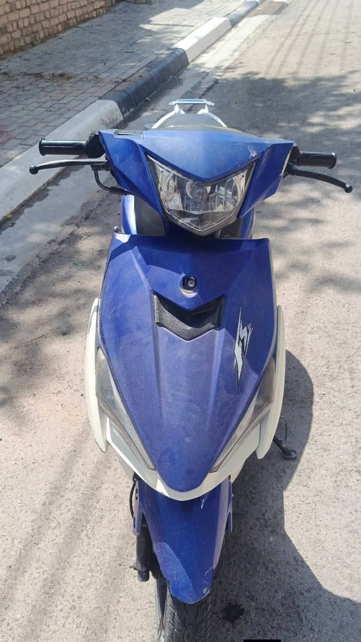 السلام عليكم
FS صيني
درااجة كامله كهربائيات سلف نگرة  نقوصات بسيطة بيه.  ( بيع او مراوس ).

السعر 300 وبيه مجال 

مكاني كربلاء حي الإطارات 

***********
