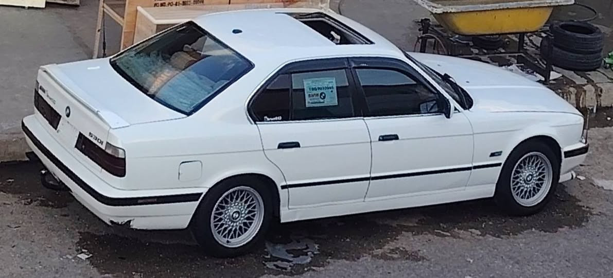 سلام عليكم 
بي ام لبيع صبغ اقل من
 احزام سياره حيل حلوه
530مكينه 520عليها برس 
جاملخ كدم طخه صغيره 
السعر من الاخير 44
وعليه اكثر من هل سعر والله 
تبريد بس غاز 
اقرا منشور بعدين خبرني
***********

