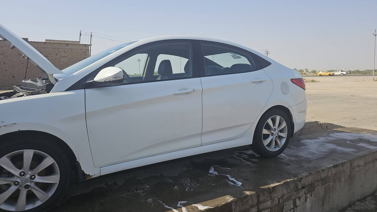 سياره اكسنت للبيع مودي 16 محرك 1400(***********
