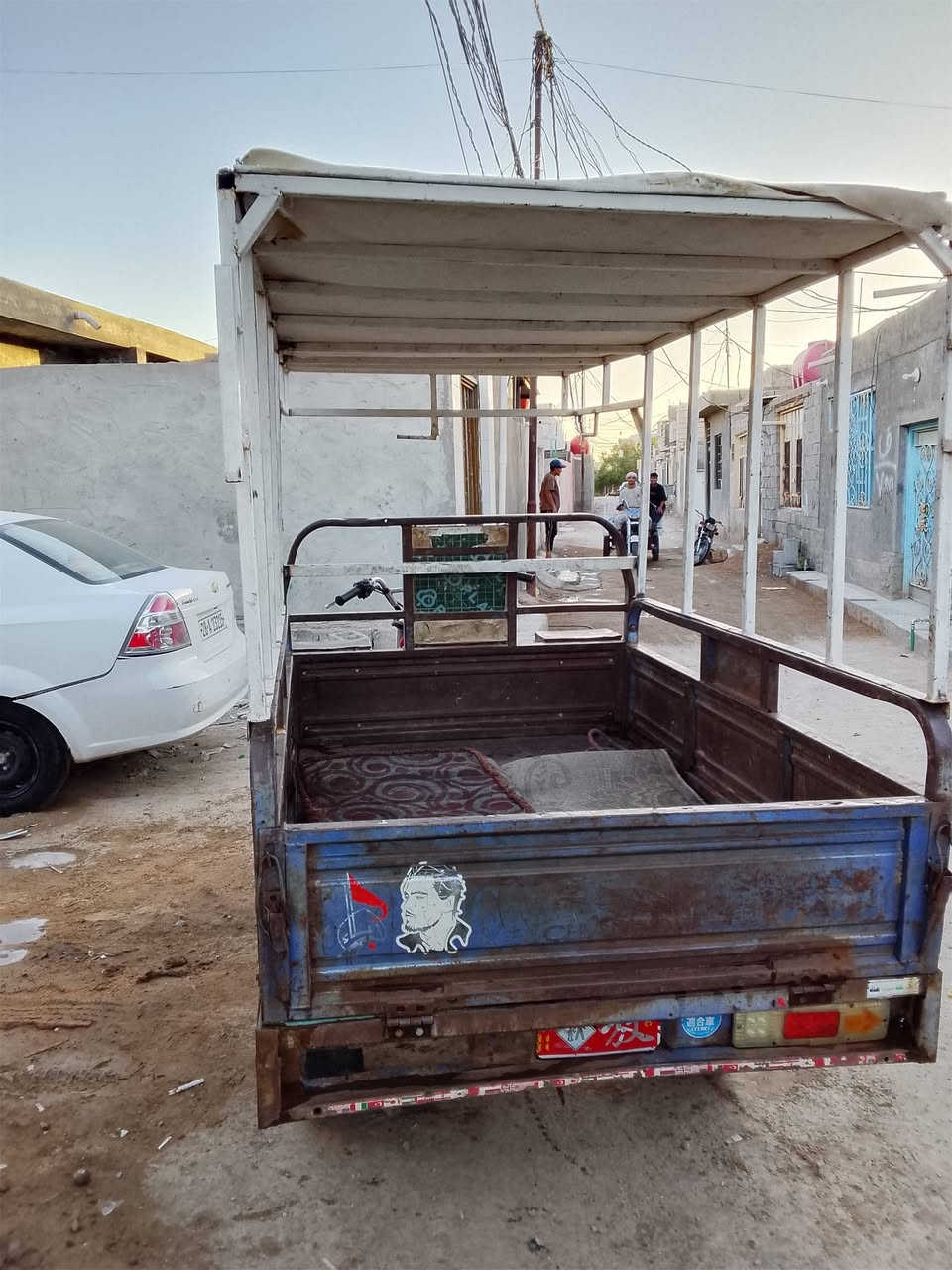 سلام عليكم شباب ستوته للبيع جمره فحل أوراق مديل 18 السعر 1500 وبيها مجال متواجد خاص وهاذا رقمي للتواصل ***********
