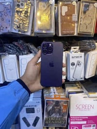 14 برو ماكس ذاكره ٢٥٦ بطاريه ٩٧ مرفوعه  هديه شاحن و لاصق شاشه و كفر  ض...