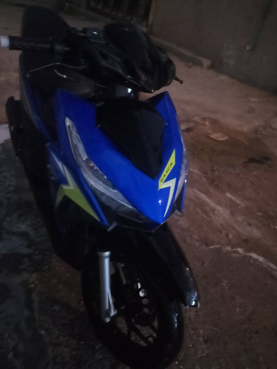 دراجه سيام موديل 20 مفتوحه مره وحده الدراجه اخت الجديده شغالهةمن الطول للطول ال س ع ر 700 وبيها مجال قليل عنواني بصره تنومه ***********
