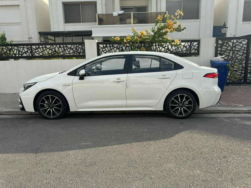 سلام و عليك Toyota Corolla Sport بۆ فرۆشتن سەیارەکە زۆر زۆر خاوێنە و تەنها١٧،٠٠٠ کم ڕۆیشتوە سەیارەکە مەکینەی لە کۆڕۆلە ئیحتیادییەکان بەقوەترە وە سەیارەکە فول فول مواسەفاتە(کوشین جلد، ٢ سویچە، بەسمەیە،تەبرید مەرکەزی، کوشین کارەبای، لایتی لێگززس، گێچ ئەلیکترۆنی، مۆدی لێخوڕین،خەتی جادەو تەحدید سورعە و حەساسی جادەشی هەیە وە زۆر مواسەفاتی تی) سعری ١٦٥ وەرەقەو معامەلە. أربيل, العراق


**إذا كنت صاحب هذا الإعلان وتريد حذفه لأي سبب، رجاءا أرسل رسالة إلى الدعم الفني**