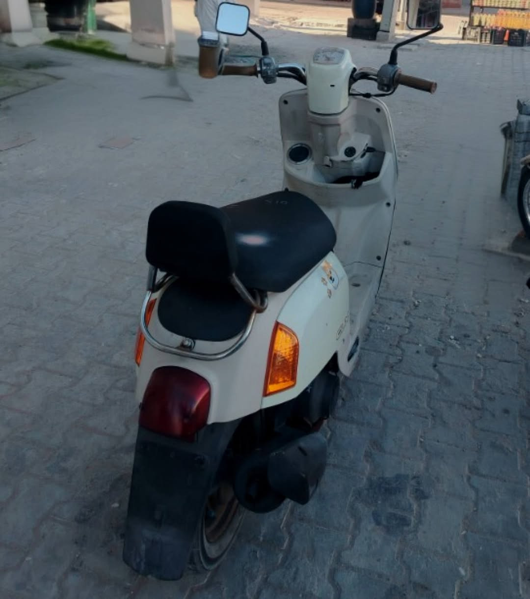 سلام عليكم دراجه ماكس بوليس داخل كريمي دراجه مامفتوحه نضيفه كلش وصل معرض موجود مكان كربلاء الاستفسار  +964 772 109 5997


**إذا كنت صاحب هذا الإعلان وتريد حذفه لأي سبب، رجاءا أرسل رسالة إلى الدعم الفني**