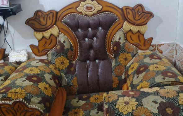 السلام عليكم 
تخم عشر مقاعد للبيع النظافة 80٪

للتواصل : ***********
