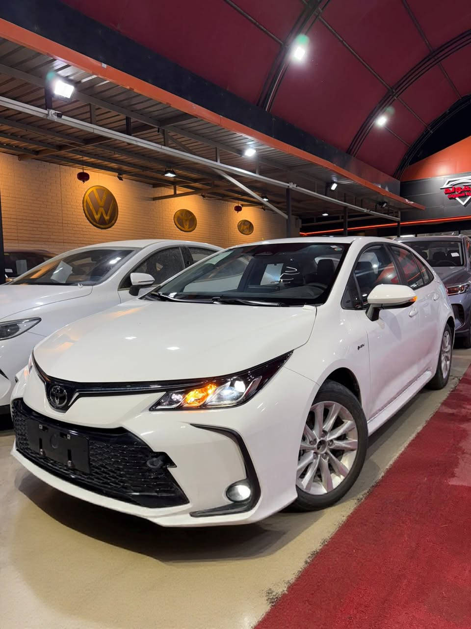 🚗🔥 تويوتا كورولا 2025 – خليجي 🔥🚗
✨ عروض مميزة من شركة دايموند لتجارة السيارات ✨

إذا تدور على سيارة اعتمادية + شكل أنيق + صرفية ممتازة…
كورولا 2025 هي خيارك الصح 👌

💰السعر:25.500.000

✨ التفاصيل:
✔️لايت زنون 
✔️بلوجكتر(كشاف)
✔️رادار امامي
 

✔️ إصدار خليجي 🇦🇪
✔️ دواخل لون أسود فخم 🖤
✔️ محرك اقتصادي قوي
✔️ قير أوتوماتيك ناعم
✔️ شاشة وسطية + بلوتوث
✔️ كاميرا خلفية
✔️ تبريد ممتاز يناسب أجواء العراق

📍 سيارة جاهزة للتسليم وبحالة ممتازة
📞 للحجز والاستفسار راسلنا خاص أو اتصل الآن


**إذا كنت صاحب هذا الإعلان وتريد حذفه لأي سبب، رجاءا أرسل رسالة إلى الدعم الفني**