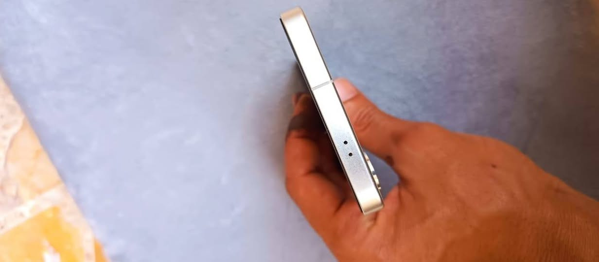 السلام عليكم اس٢٤ بلاس ذاكره ٢٥٦
نضافه ١٠٠ اي زلغ مابي 
٧٥٠ قفل


**إذا كنت صاحب هذا الإعلان وتريد حذفه لأي سبب، رجاءا أرسل رسالة إلى الدعم الفني**
