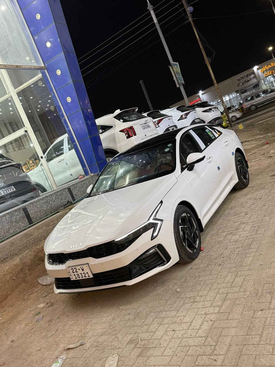 السلام عليكم كيا K5 اعلى مواصفات 2026
خليجي وكالة كيا أربيل 

المواصفات :
بانوراما
كامرات 360 درجة
حساسات 360 درجة
مقاعد جلد كهرباء
تدفئة تبريد مقاعد 
رادارات امامي خلفي 
رادار جانبي و نقطة عمياء 
صندوق كهرباء 
مراية وسطية تعتيم 
عداد دجتل 
لايت led
محرك 2.5 

لون السيارة الخارجي لؤلؤئي
و الدواخل لون مشمشي
مكاني البصره  رقم الهاتف ***********
