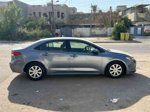 كورلا موديل 2021 هايبرد 
تم انزال سعر بسبب الاحتياجات 
ارخص سعر بالعراق 
وانظف كورلا من حيث موديل العراق 
حادثة جدا بسيط باب مبدل نفس لون فقط 
دوسة صبغ بسيط 
محرك كير مكفوووول 
سيارةً جديده من كل النواحي اي نقص مابيه ربع دينار متصرف علية 
ماشيه 48 الف 
بطارية تخم تايرات كله جديدة 
مواصفات 
بصمة حساسات خلفي كامرة شاشة كبيرة دعم كار بلي  
هاند بريك بصمة 
نظام  سبورت 
باقي مواصفات معروفة 
رقم شاصي 
JTDEAMDE8MJ031156
سعره 156  بيه مجال بسيط 
رقمه بغداد اسمي تحويل ثاني يوم 
مكان بغداد العامرية 
***********
