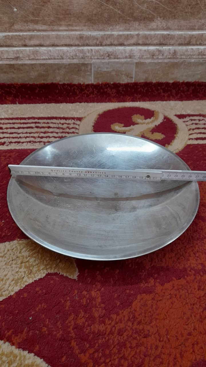 محلايه نحاس مطلي كلاسيكية فاخرة للاستخدام أو للديكور 
بسعر مناسب. ١٥ دينار 
للتواصل على رسائل الصفحة 
يتوفر خدمة توصيل


**إذا كنت صاحب هذا الإعلان وتريد حذفه لأي سبب، رجاءا أرسل رسالة إلى الدعم الفني**