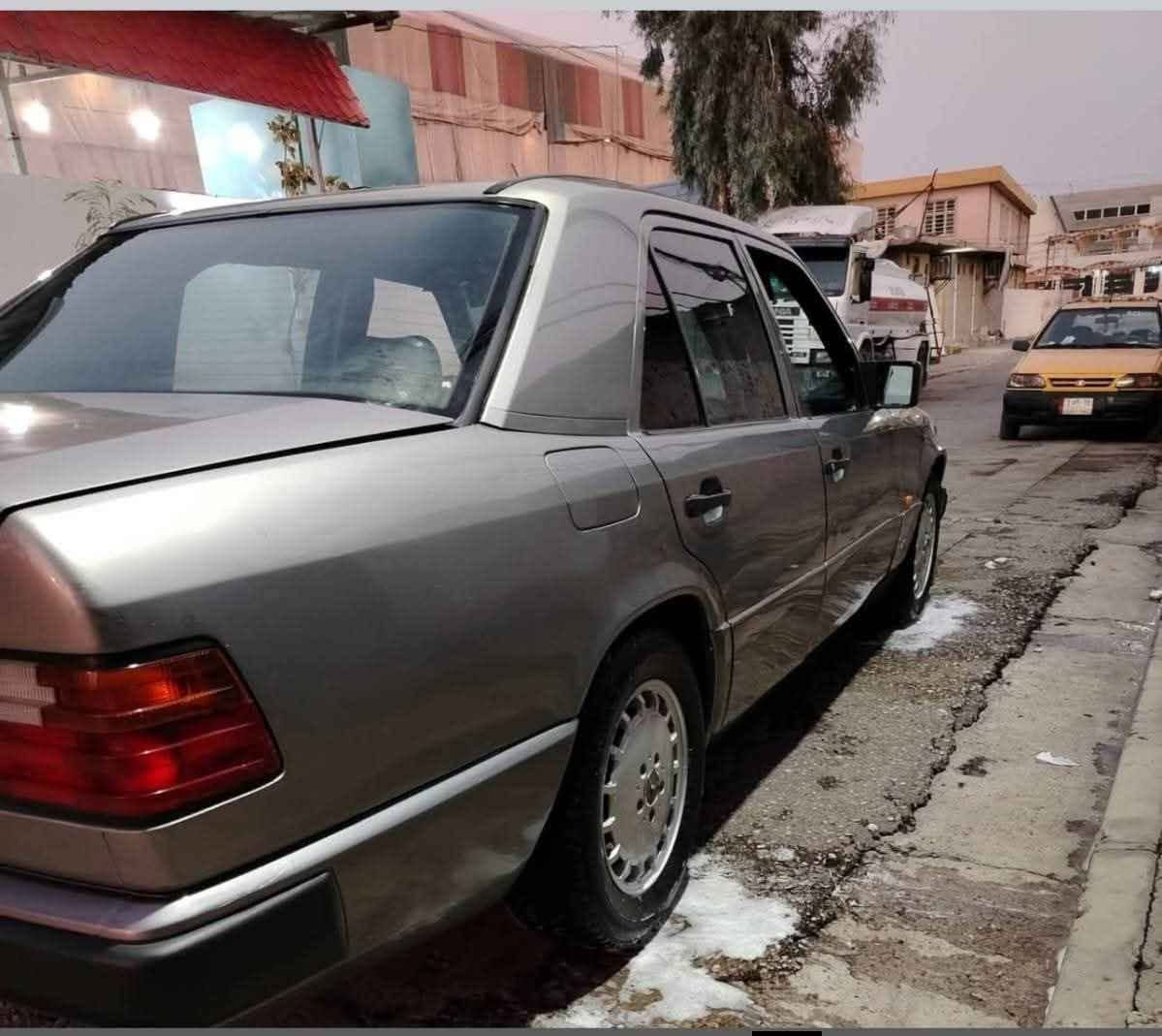‎الســــــــــلام عليــــــكم
مارسيـــــــدس للبيع... 
موديل 1989 
كير ومحرك بلادي 
رقم كركوك جديد 
ل‎ كركوك, العراق


**إذا كنت صاحب هذا الإعلان وتريد حذفه لأي سبب، رجاءا أرسل رسالة إلى الدعم الفني**