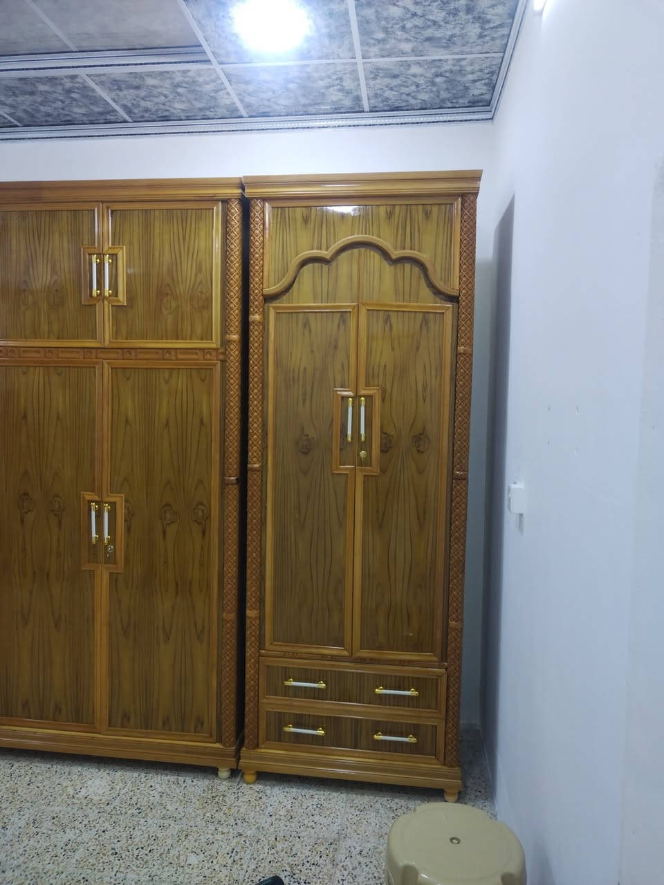 معرض الريان لبيع غرف النوم بالاقساط المريح الموصل الايمن الصناعة القديمه شارع اليابسات هاتف *********** كروك ***********
