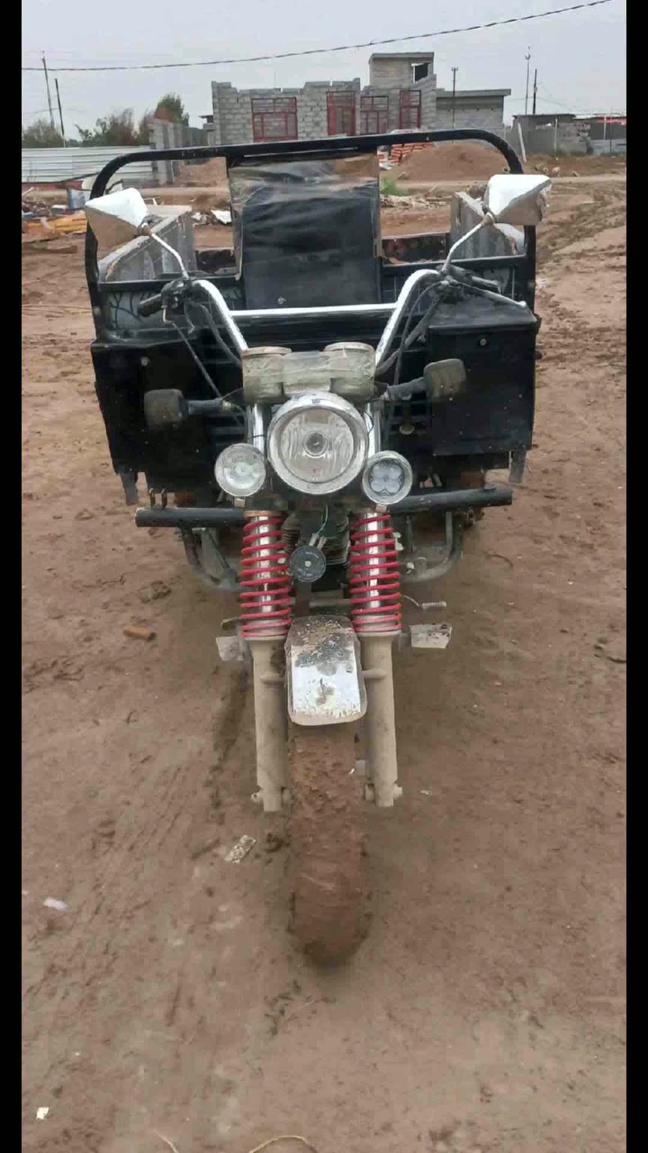 السلام عليكم ستوته جمره اوراق كامله اصليه شاصي مقفول موديل 2017 مكينه 21 كهربائياته شغاله  نظيفه جاهزه السعر مليون و200 مكاني بغداد سبع البور كورك واتساب ***********)***********
