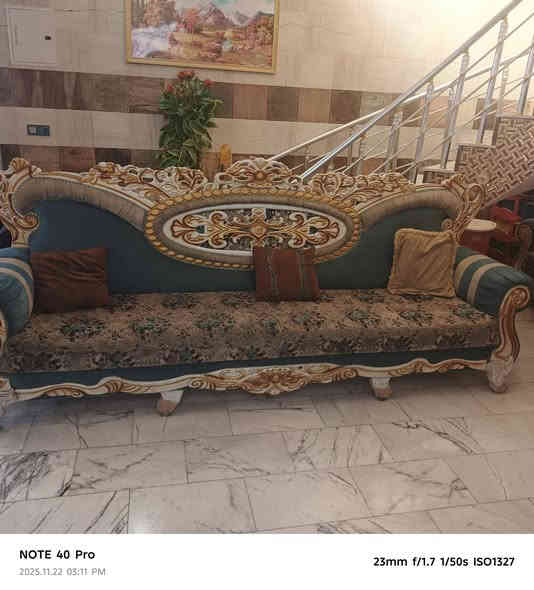 السلام عليكم تخم للبيع مع ميز تركي للاستفسار ***********
