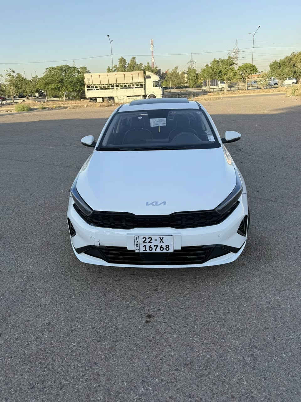 السلام عليكم kia k3.2025
سياره موديل 2025 جديده استخدام شخصي ماشيه 10 الف فقط السعر ١٣١
فول مواصفات 
بصمة 
فتحه 
حساس امامي خلفي
تحكمات فول
4 وضعيات قياده
كراسي جلد 
اوتو هولد
سايد بريك بصمة

سياره اربيل باسمي تحويل حاضر مناقصه اي شي تبريد ثلج
بيه طخه بسيطه بل بنيد فقط بدون اي ضرر  

السعر 131$
 مكان السياره بغداد العامرية
هاتف/ ***********
