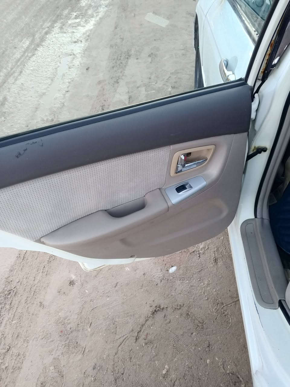 سلام عليكم سبكتره موديل 2007 رقم ذيقار بسمي مكاني كربلاء كنطرت السلام رقم الهاتف *********** السعر 78وبيه مجال متواجد على نت
