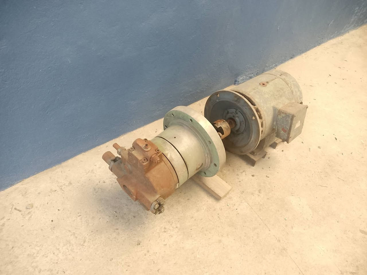 للبيع شرط الشغل


**إذا كنت صاحب هذا الإعلان وتريد حذفه لأي سبب، رجاءا أرسل رسالة إلى الدعم الفني**