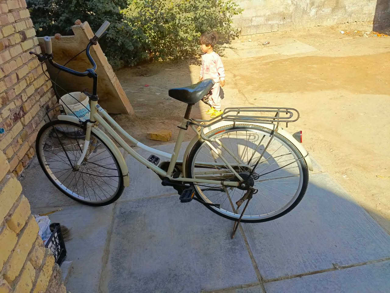 باسكل 26 ياباني نضيف سعره 110 المكان دغاره ***********
