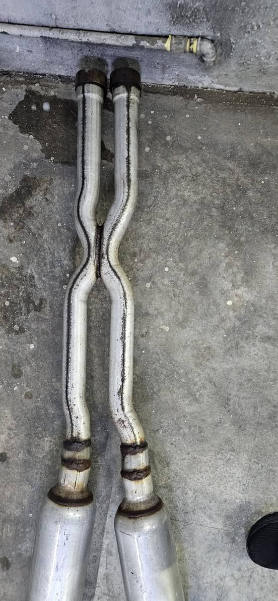 مرحبا شباب
اكزوز بواري تفصال 

يرهم جارجر جالنجر 

سعر ٢٥٠ الف
***********
