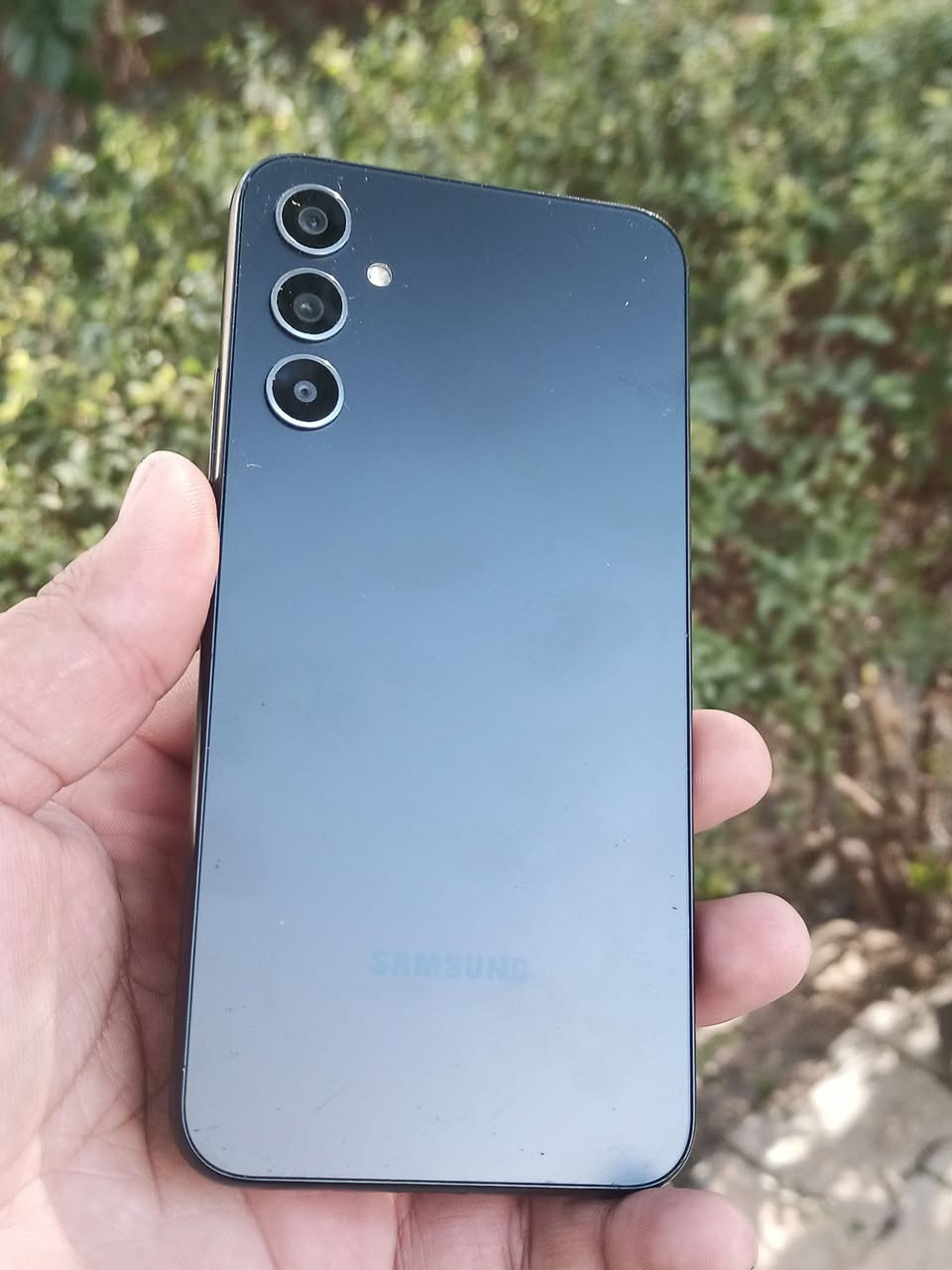 A34. __ 5G
ذاكرة 128
مستخدم كم يوم مكفول 
بدون تصليح بدون اي خلل مكفول 
السعر 190
مكاني بغداد الشعب او اعظمية 
***********
