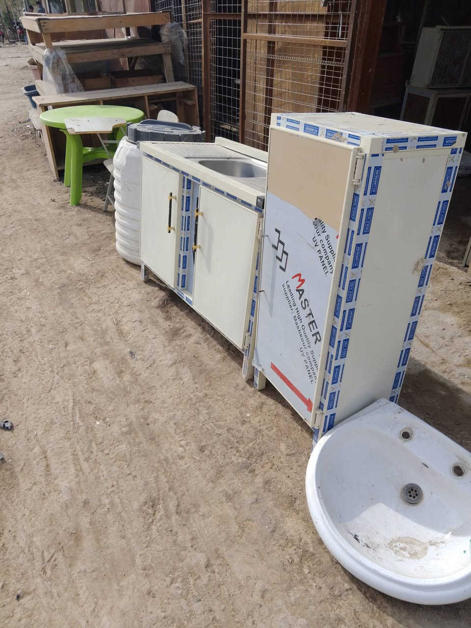 انواع الكاونترات والاغراض المنزليه الكاطون الرازي مجاور صيدليه أم أيمن رقم الهاتف ***********
