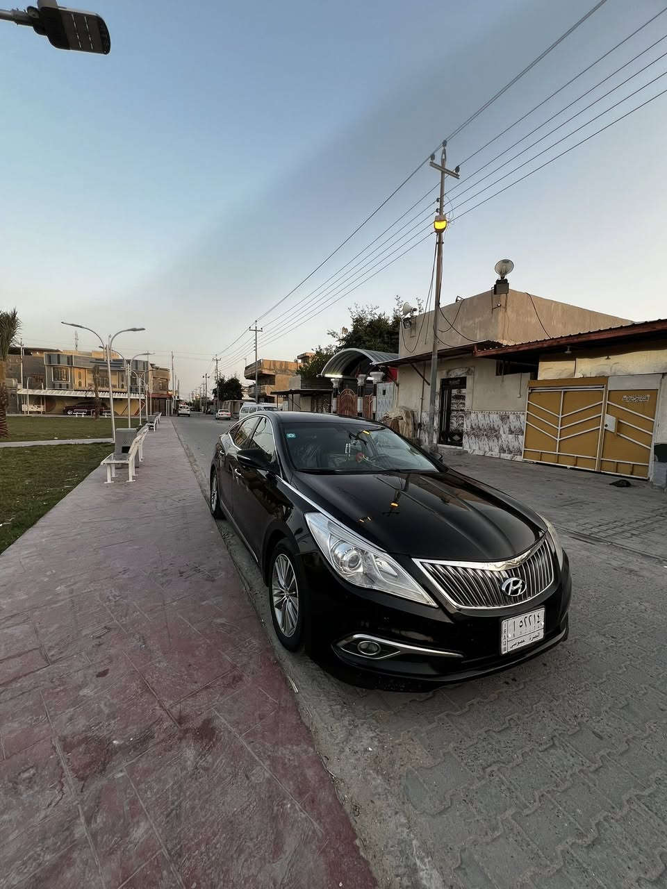 من رخصة الادمن
السلام عليكم ازيرا موديل 16 وارد كوري فول مواصفات عدا الفتحه ماشيه 188 
السياره كفاله من الضربه والتبديل والمعجون بيها المدكر الأمامي جهة السايق صبغ فقط والبنيد مفتوح فقط تقرير الفحص موجود 
جاهزه للأخير من كير ومكينه وحداده وتخم تاير وتدفئة وتبريد وكهربائيات وأصوليات ماناقصهه شي
صاعده هزه وماشي بمعاملتها باقي بس ع استلام السنويه الجديده  والوحات الانكليزيه 
مواصفاتها بصمة أبواب + بصمة تشغيل 
حساسات امامي خلفي + لد امامي 
إشارة ترحيب + لايت زنون
اشاير بالمري + شفط
شاشة جبيره + تبريد قطعتين
كشنات جلد + كهرباء
تدفئه بالستيرن+ تدفئة بالكشنات 
مثبت سرعه + مانع انزلاق 
نضام eco + sport + ABS
شاشة اعطال + تحكمات ستيرن 
ويل 17 + مضلات + كشنات حضن وبعد بيها هواي مواصفات 
مكينتها 6 سلندر 3و300 عليها ادامه كامله 
دهنها ams oil 10.30 
السياره مال جناي ومعتنين بيها سعرها 119 وبيها مجال
العنوان البصره ام قصر ***********
