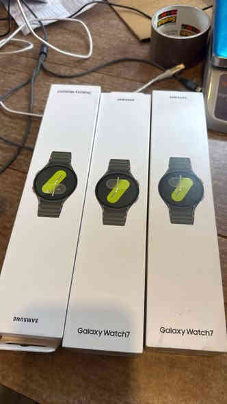 ساعات سامسونج Watch 7  جديد🔸 متوفر منها 3 قطع🔸 
نسخة (44mm)
سعرها 180 الف  مع توصيل 

علما سعرها بالوكالة (215الف)
لللحجز خاص او واتساب

‏‪0772 691 3599‬‏

#متجر_السيد

