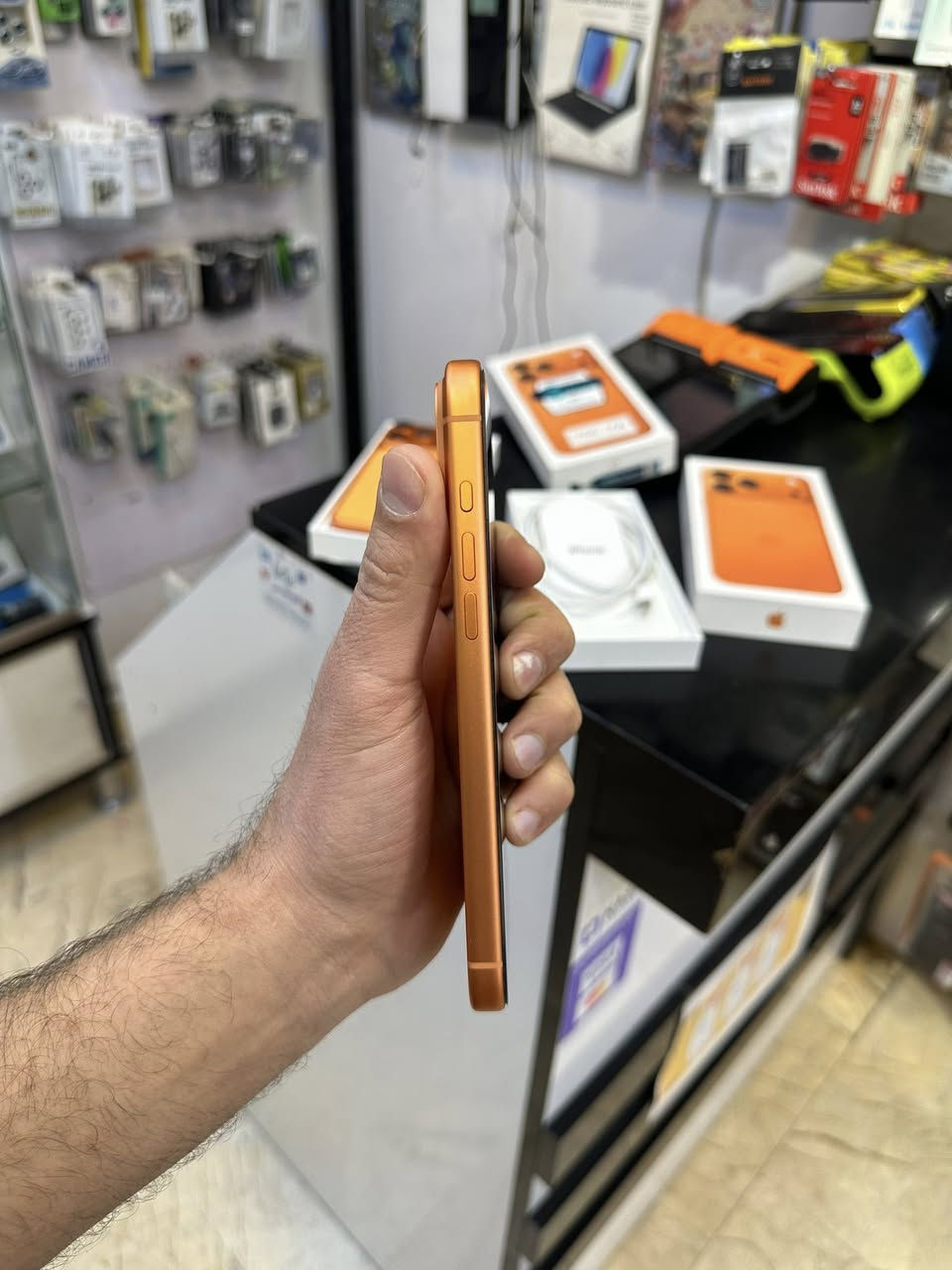 السلام عليكم
Iphone 17 pro max 256GB
Esim
نظافة ‎%‎
بطارية 100
مستعمل شهر واحد
مكفول من التصليح ومن أي خلل
باكيت وكيبل أصلي
السعر مليون و740
مكاني بغداد العامرية
***********
لا يوجد توصيل
