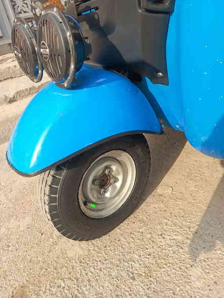 تكتك موديل 21 تكتك نظيفه كهرباء شغاله تخم تأيرات جديد دوشمه جديده خابر ودالل ***********
