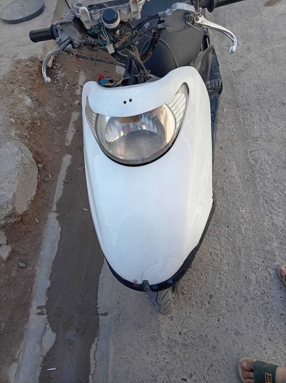 السلام عليكم سبيسي ياباني للبيع عوزها كفرات وباتري تاير خلفي جديد دبلات جدد مكينه حلوه و خرسه كهربائيات شغاله عوزها ترتيب مكاني بغداد الحريه السعر 300 وبيها مجال رقمي ***********
